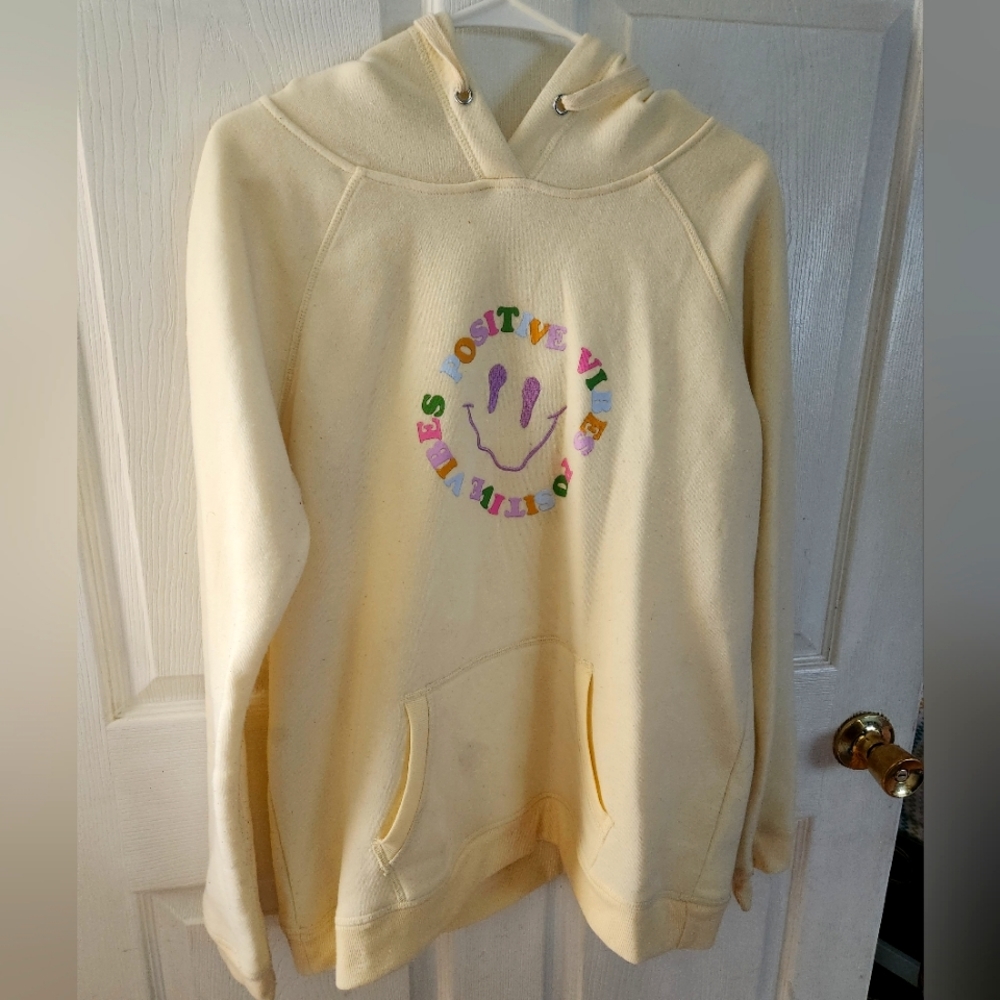 Cute "positive vibes" smiley sweatshirt
